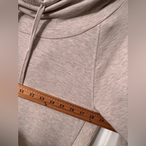 ATHLETA Md Pimlico Sweatshirt Hoodie Dress Tunic Oatmeal Stretch Thumbholes NICE - Picture 8 of 15